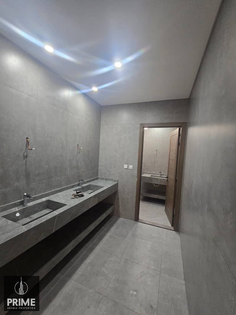 15 3f42eeae-50ef-4bef-9d70-faddf336571a. jpg