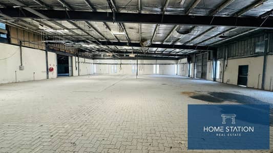 Warehouse para en Alquiler en Al Quoz, Dubai - 219b88b2-e6c7-4478-86f7-340982c5e809. jpeg Warehouse para en Alquiler en Al Quoz, Dubai - 219b88b2-e6c7-4478-86f7-340982c5e809. jpeg