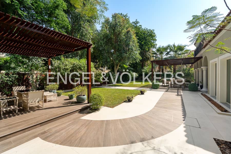 Exclusive Upgraded Villa | Large Plot | Prime Location Exclusive Upgraded Villa | Large Plot | Prime Location