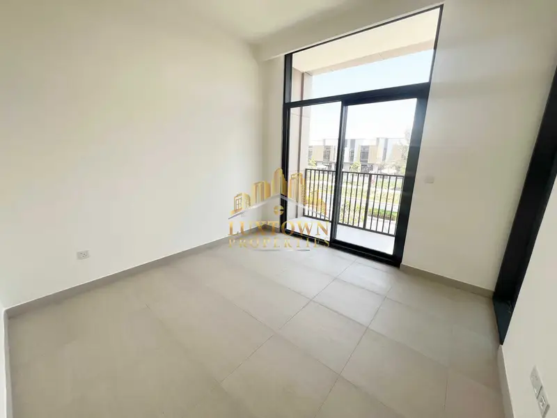 Brand New-Corner-Huge Garden-Premium Location