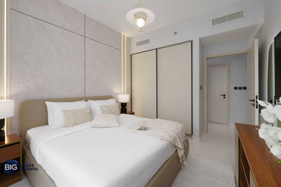 6 Bedroom 2(2). jpg
