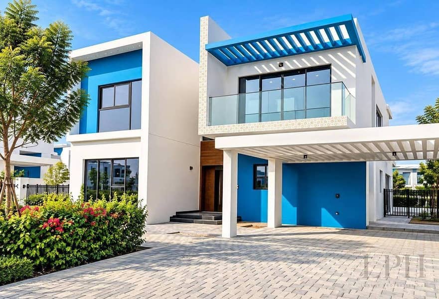Single Row | Pool and Park Side | Prime Location
