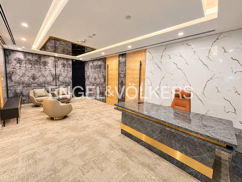 Oficina en Downtown Dubai,Emaar Square,Emaar Square Building 1, 916776 AED - 16883270 Oficina en Downtown Dubai,Emaar Square,Emaar Square Building 1, 916776 AED - 16883270