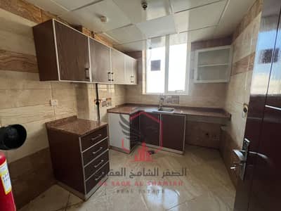 Appartement de 2 chambres à à louer à Al Qulayaah, Sharjah - WhatsApp Image 2026-10-16 at 7.43. 23 AM (2). jpeg Appartement de 2 chambres à à louer à Al Qulayaah, Sharjah - WhatsApp Image 2026-10-16 at 7.43. 23 AM (2). jpeg