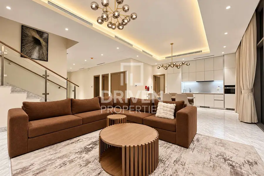 Furnished and Upgraded | Turnkey | on Greenbelt