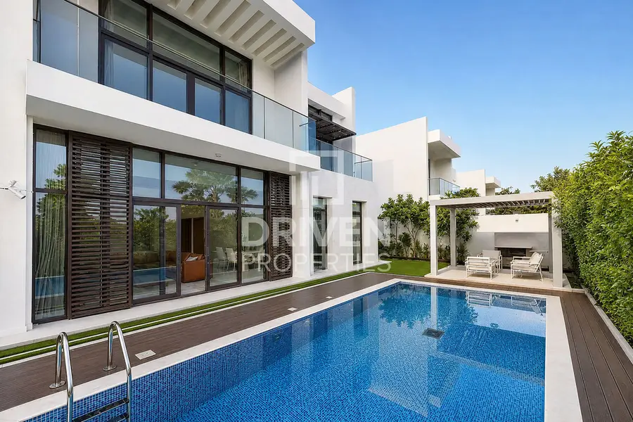 Furnished and Upgraded | Turnkey | on Greenbelt