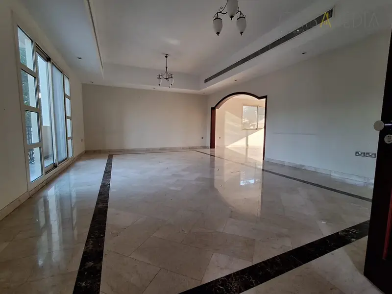 Large Rooms | Bright | Amazing Location