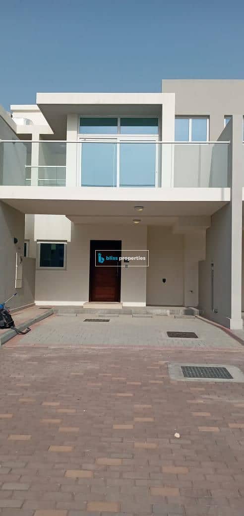 Modern 3BR Villa | Vardon | Multiple Balconies