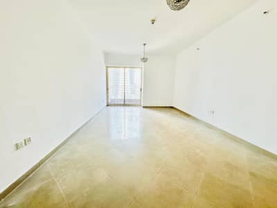 2 Bedroom Flat for Rent in Jumeirah Lake Towers (JLT), Dubai - Corner Unit | SZR Lake View | Laundry Room 2 Bedroom Flat for Rent in Jumeirah Lake Towers (JLT), Dubai - Corner Unit | SZR Lake View | Laundry Room