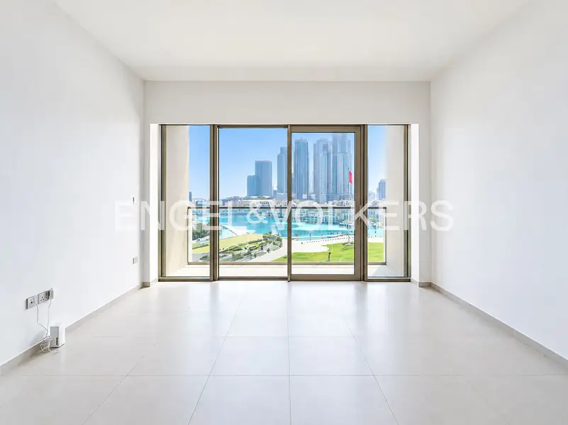 Burj & Fountain Views | Luxury Living