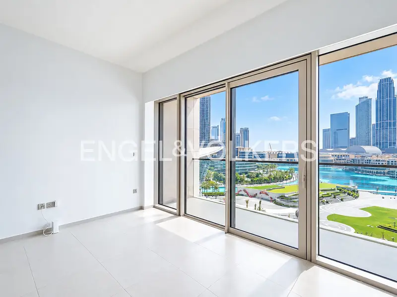 Burj & Fountain Views | Luxury Living