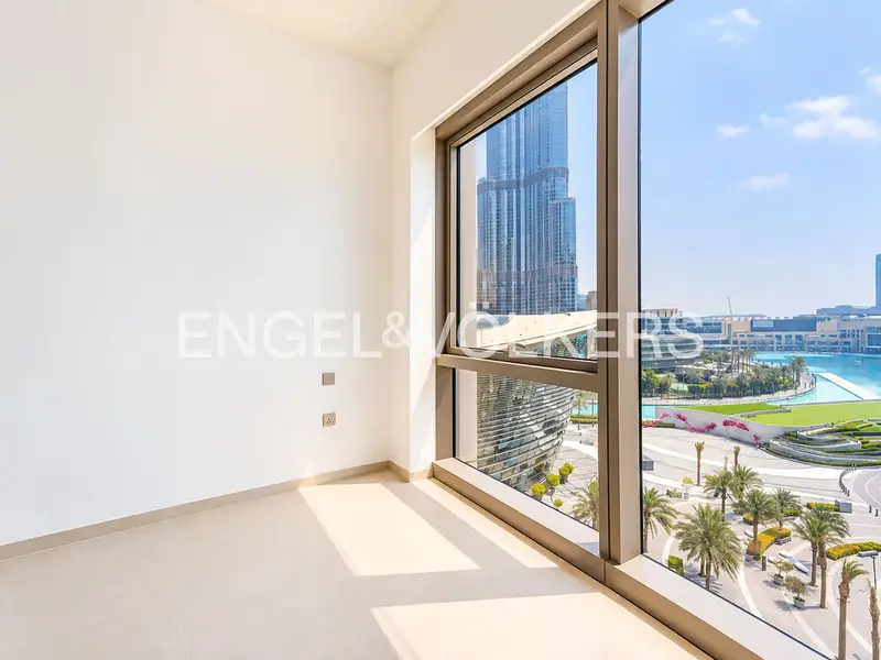 Burj & Fountain Views | Luxury Living