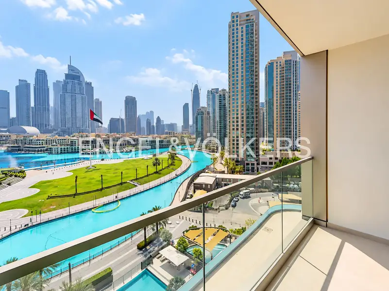 Burj & Fountain Views | Luxury Living