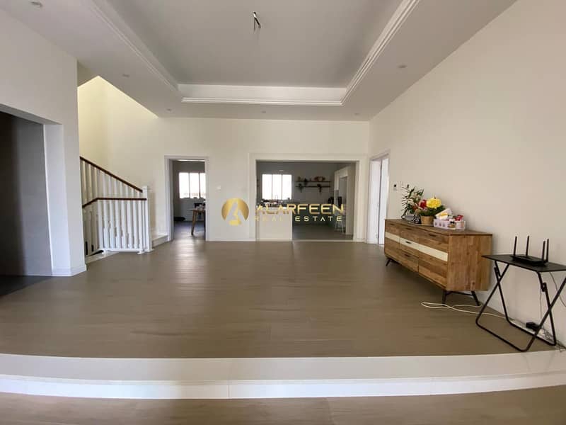 Luxury Living | 5 BR Villa | Prime Location