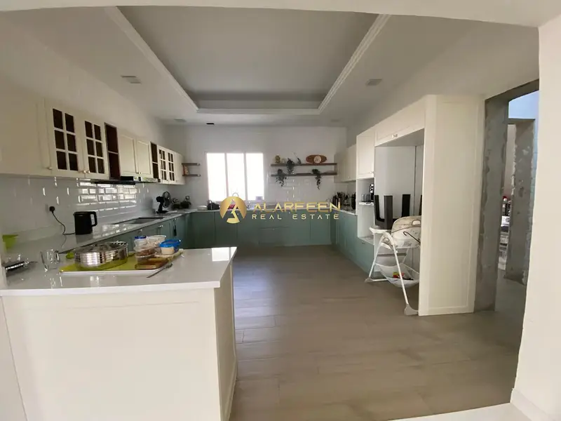 Luxury Living | 5 BR Villa | Prime Location