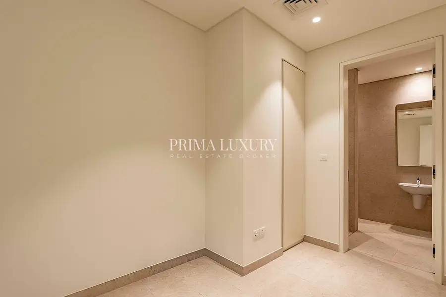 High Ceiling | Canal View | Luxury 2BR Simplex