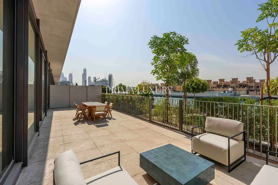 High Ceiling | Canal View | Luxury 2BR Simplex
