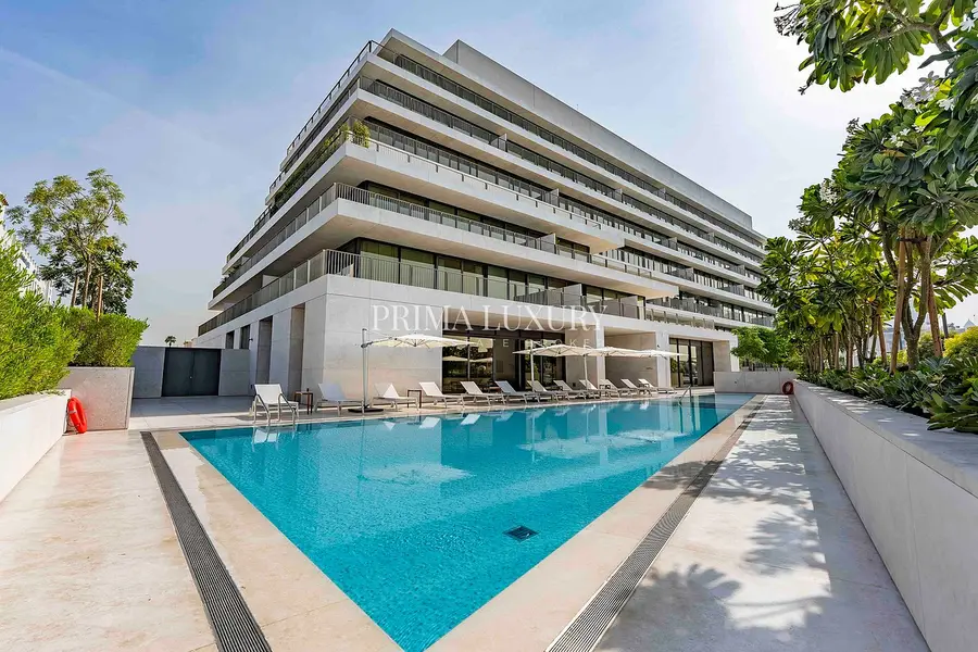 High Ceiling | Canal View | Luxury 2BR Simplex