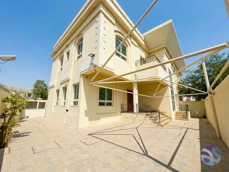 Spacious 4 EN-SUITE BR + Maid | Ready To Move | Prime Location |