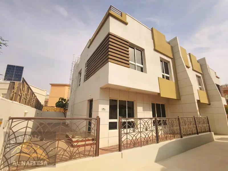 Luxurious 3-Bedroom Villa in a Gated Community | Private Backyard | Mirdif