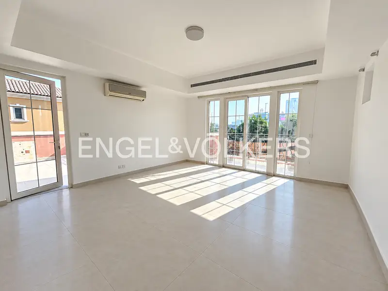 Fully Upgraded | Modern | Private Chilled Pool
