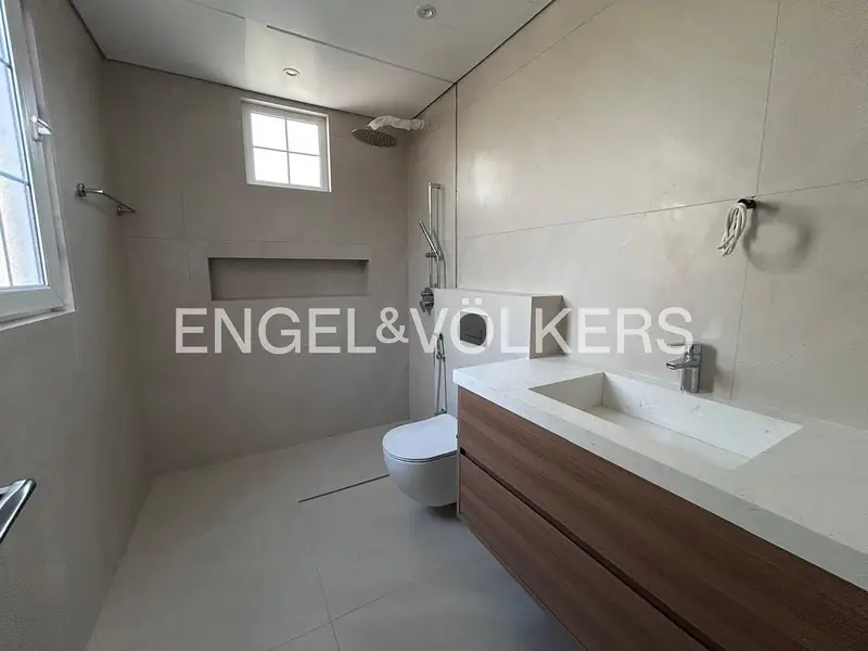 Fully Upgraded | Modern | Private Chilled Pool