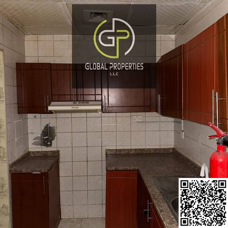 8 Beige Simple Buy 1 Get 1 Instagram Post (13). png