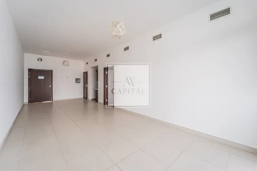 Prime Location | Amazing 1 BR | Full Sea View
