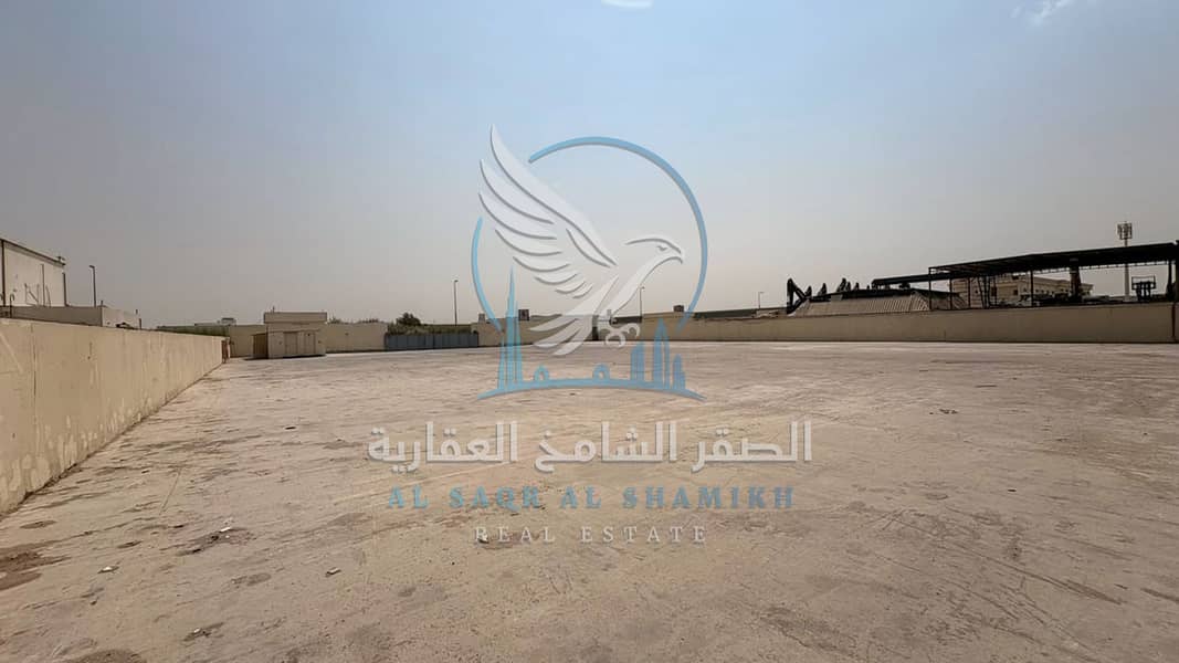 3 yard-for-rent-al-sajja-property-04. jpg