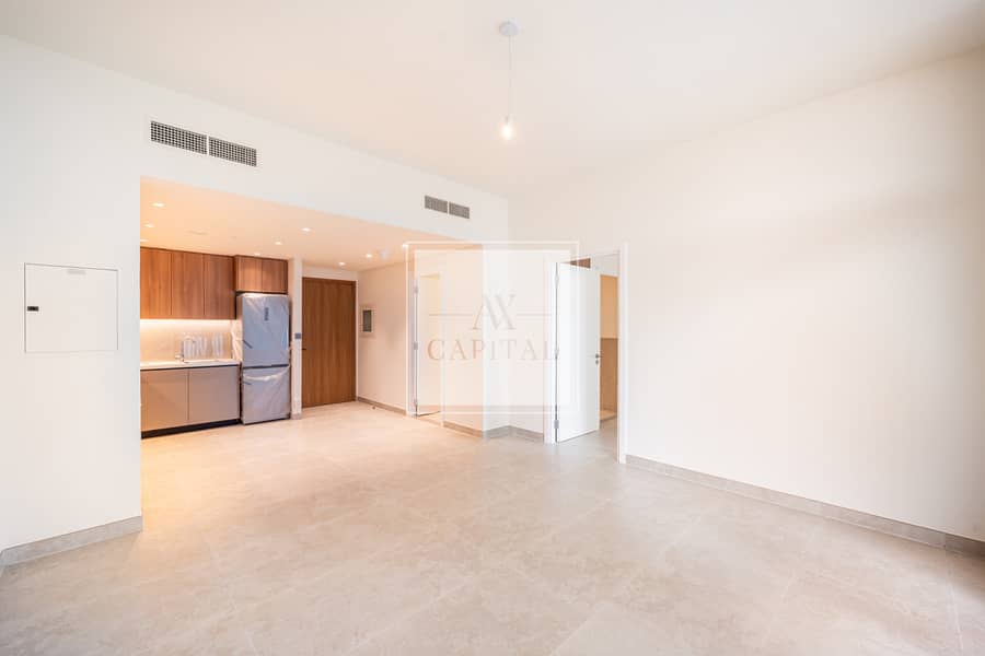 Open view | Bright | Bright | High floor Open view | Bright | Bright | High floor