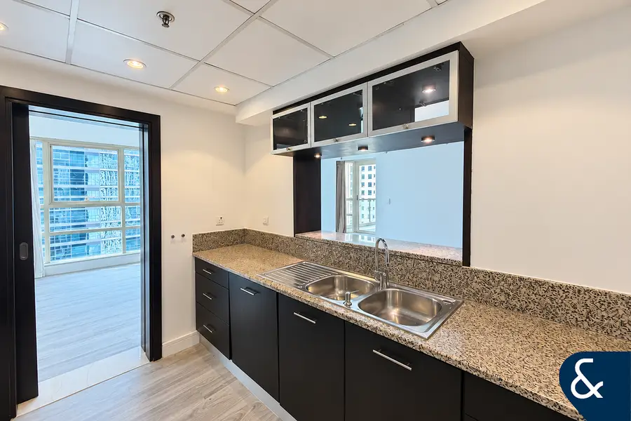Large 1 Bedroom | Upgraded | Marina View