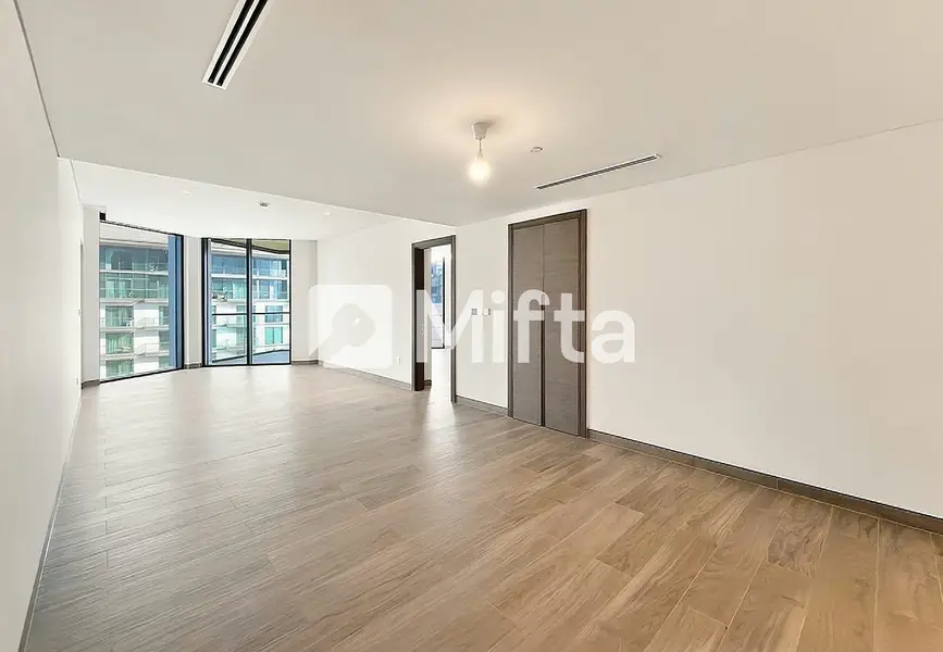 5% Commission | 2 BR | Waterfront Luxury Living