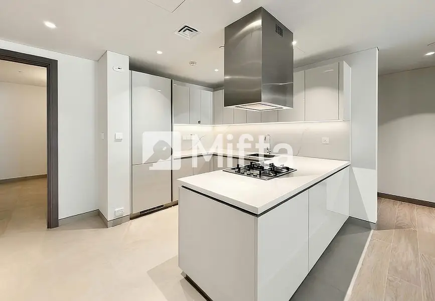 5% Commission | 2 BR | Waterfront Luxury Living