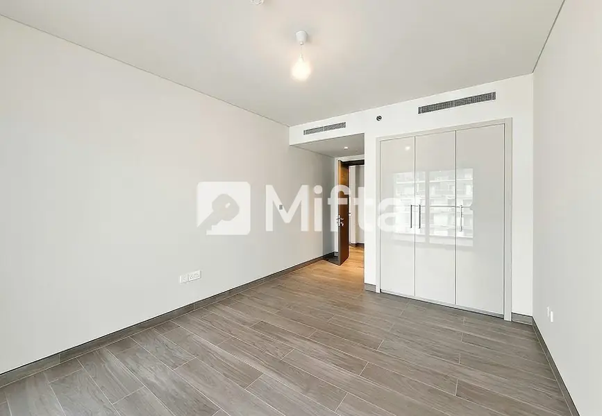 5% Commission | 2 BR | Waterfront Luxury Living