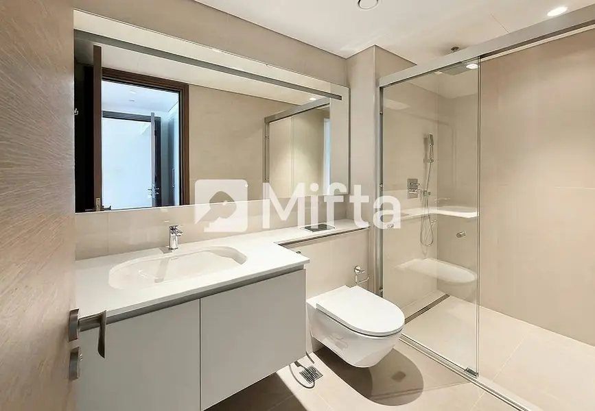 5% Commission | 2 BR | Waterfront Luxury Living
