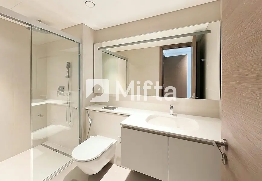 5% Commission | 2 BR | Waterfront Luxury Living