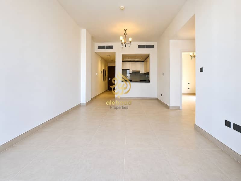 2BR Apartment road View | Desert Rose, Liwan 2