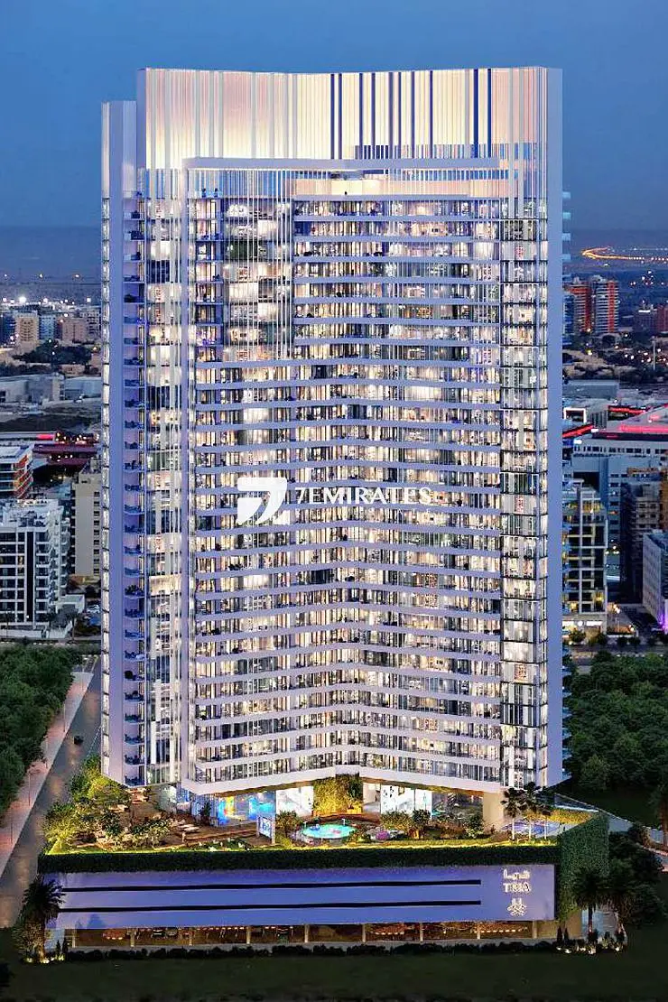 Iconic 3-Wing Tower | Rooftop Infinity Pool | Spacious