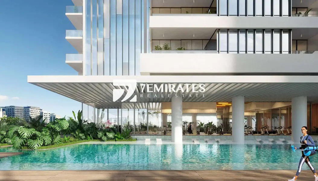 Iconic 3-Wing Tower | Rooftop Infinity Pool | Spacious