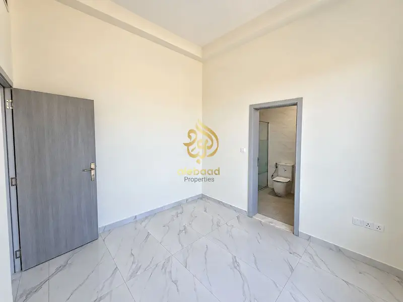 Book Now! One Month free 1 Bedroom Apartment | Hind Building | Multiple Views | Unfurnished only for bachelor