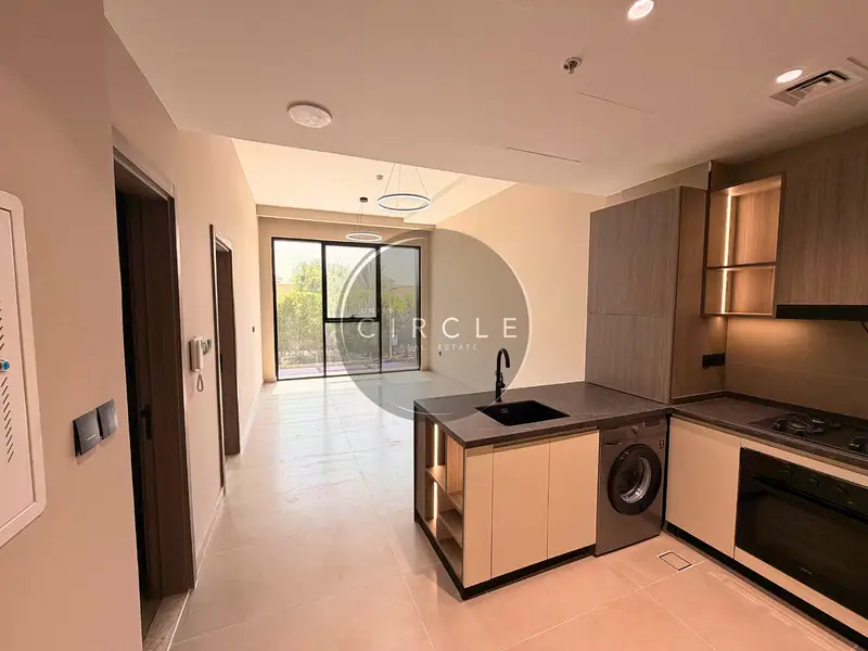 Spacious 1BR | Golf Vista Heights | Great Value