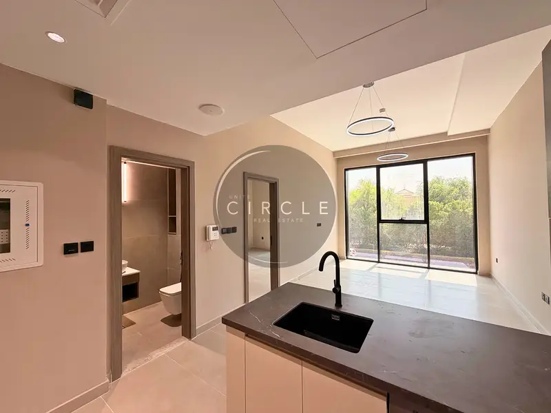 Spacious 1BR | Golf Vista Heights | Great Value