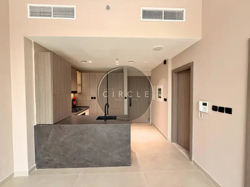 Spacious 1BR | Golf Vista Heights | Great Value