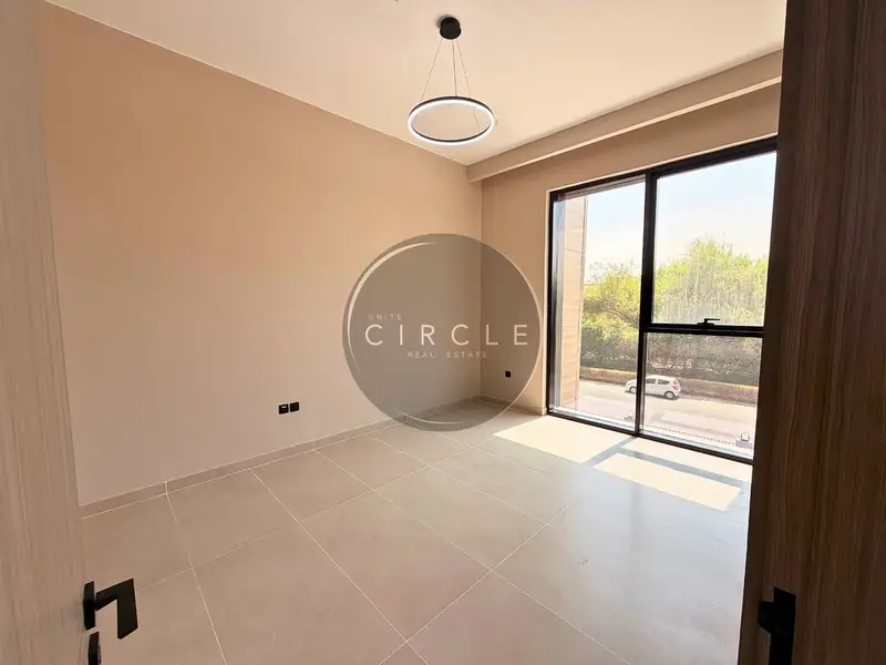 Spacious 1BR | Golf Vista Heights | Great Value