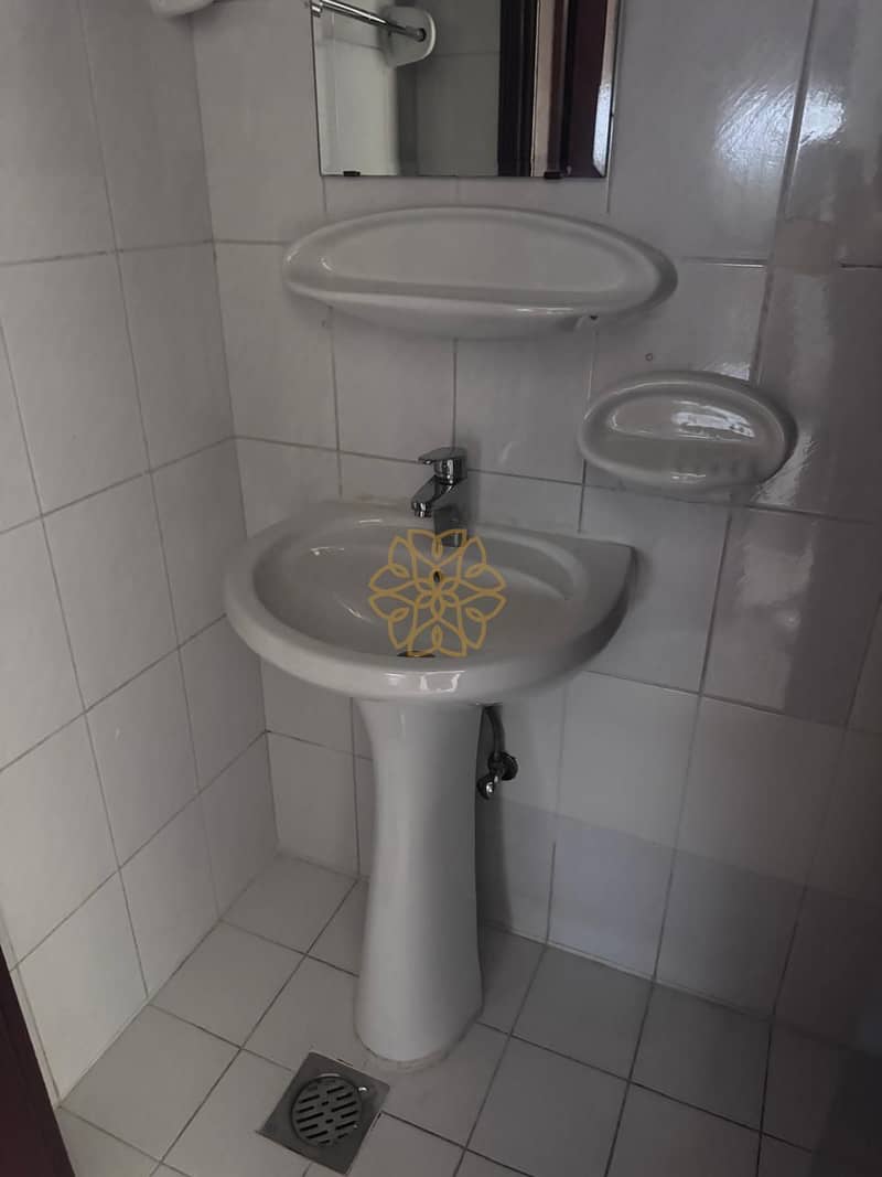 9 65913. jpg