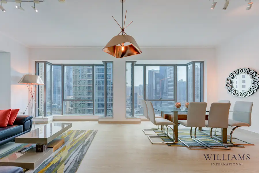 FULLY UPGRADED | PANORAMIC VIEWS | 2 BEDROOM