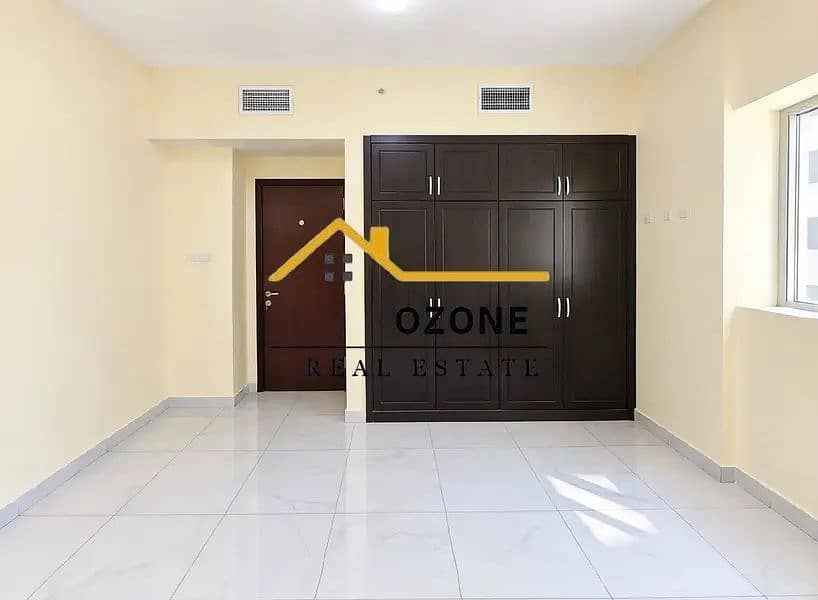 2 1000400799. webp