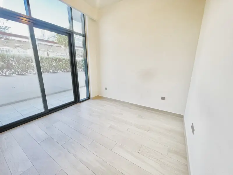 SPACIOUS 3-BEDROOM APARTMENT | HUGE TERRACE | 1,111 SQFT | AED 125K | AZIZI RIVIERA 4