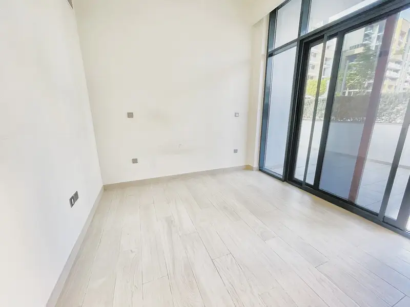 SPACIOUS 3-BEDROOM APARTMENT | HUGE TERRACE | 1,111 SQFT | AED 125K | AZIZI RIVIERA 4