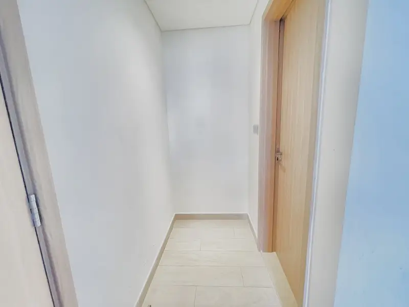 SPACIOUS 3-BEDROOM APARTMENT | HUGE TERRACE | 1,111 SQFT | AED 125K | AZIZI RIVIERA 4